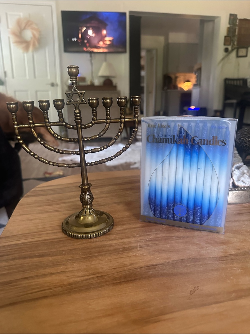 Rite Lite Hanukkah Brass Menorah with candles full box 45 made in India 9x6
